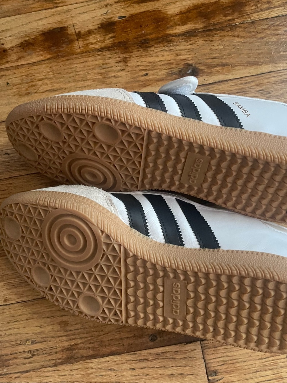 Adidas Samba Jane’s, Size 9 - Picture 4 of 5
